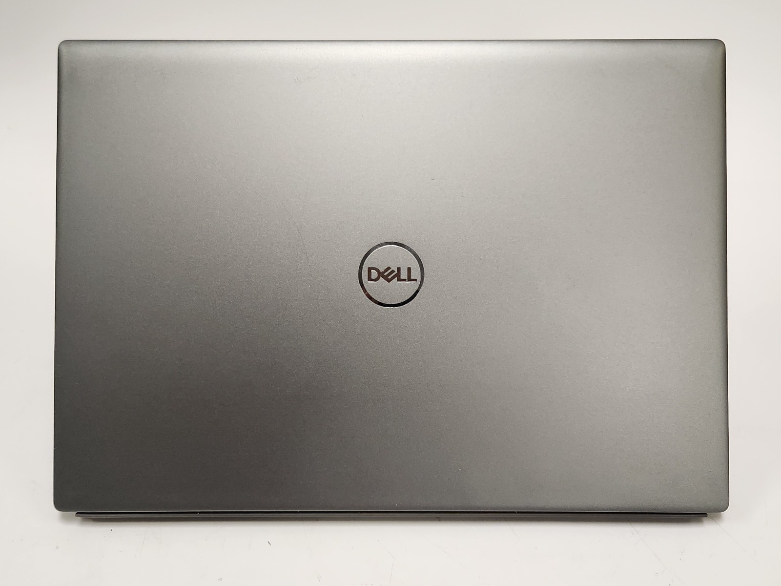 Dell Vostro 5620 Laptop Intel Core i5-1240P 1.7GHz 8GB RAM 512GB SSD W11P + AC