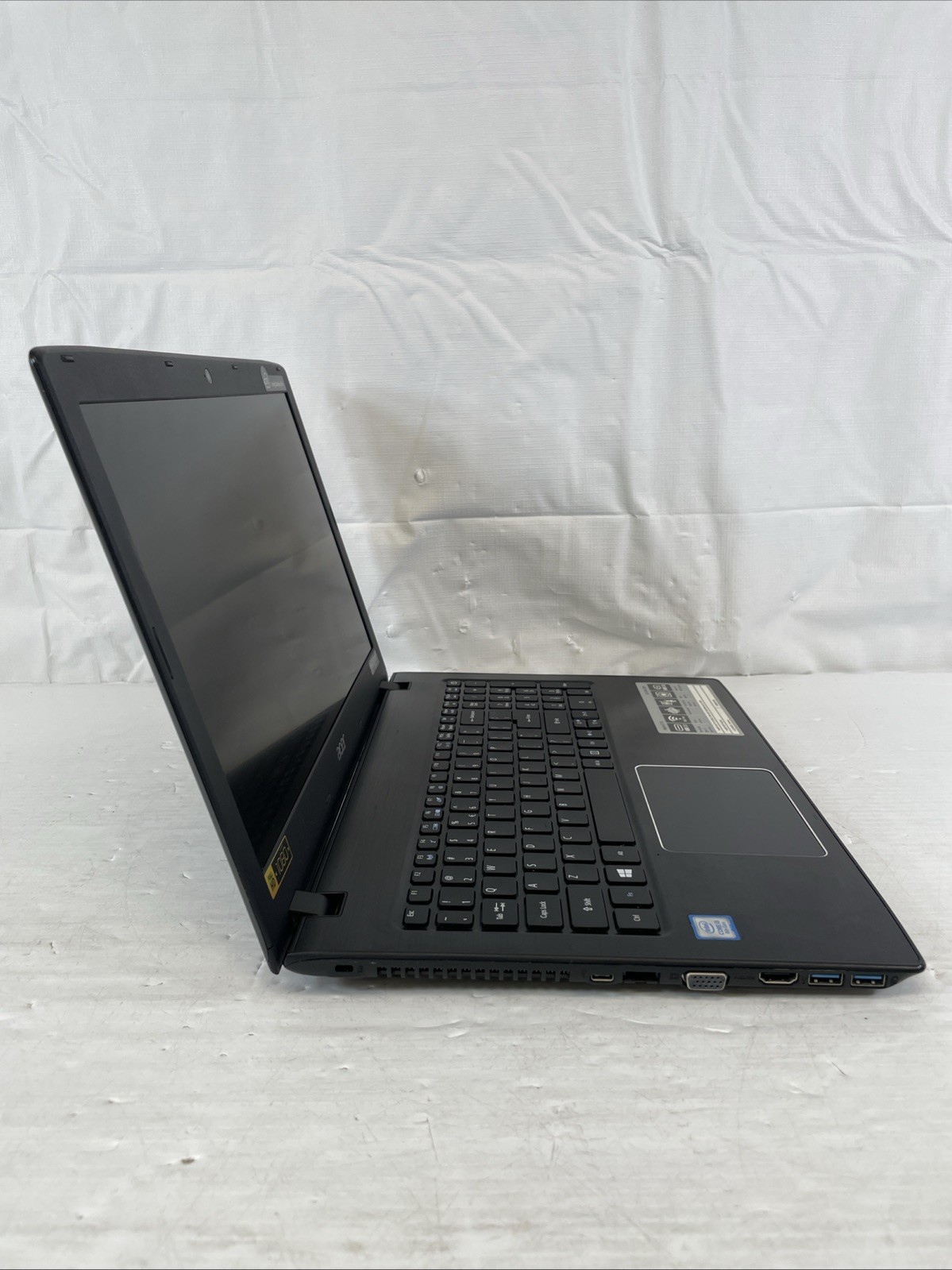 Acer Aspire E15-576-392H Intel Core i3-8130U 2.20GHz 6GB RAM 1TB HDD Windows 11