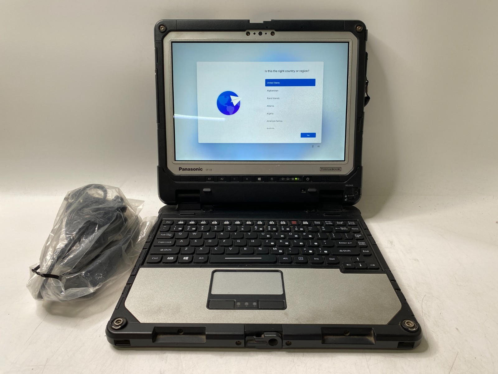 Panasonic Toughbook CF-33 Touch i5-7300U 16GB RAM 512GB SSD W11P 102% Battery