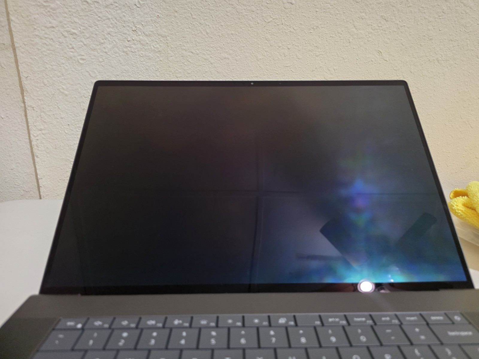 Dell Pro Max 16 Premium 4K OLED TOUCH U7 265HX 64GB RAM 4TB SSD RTX Pro 3000