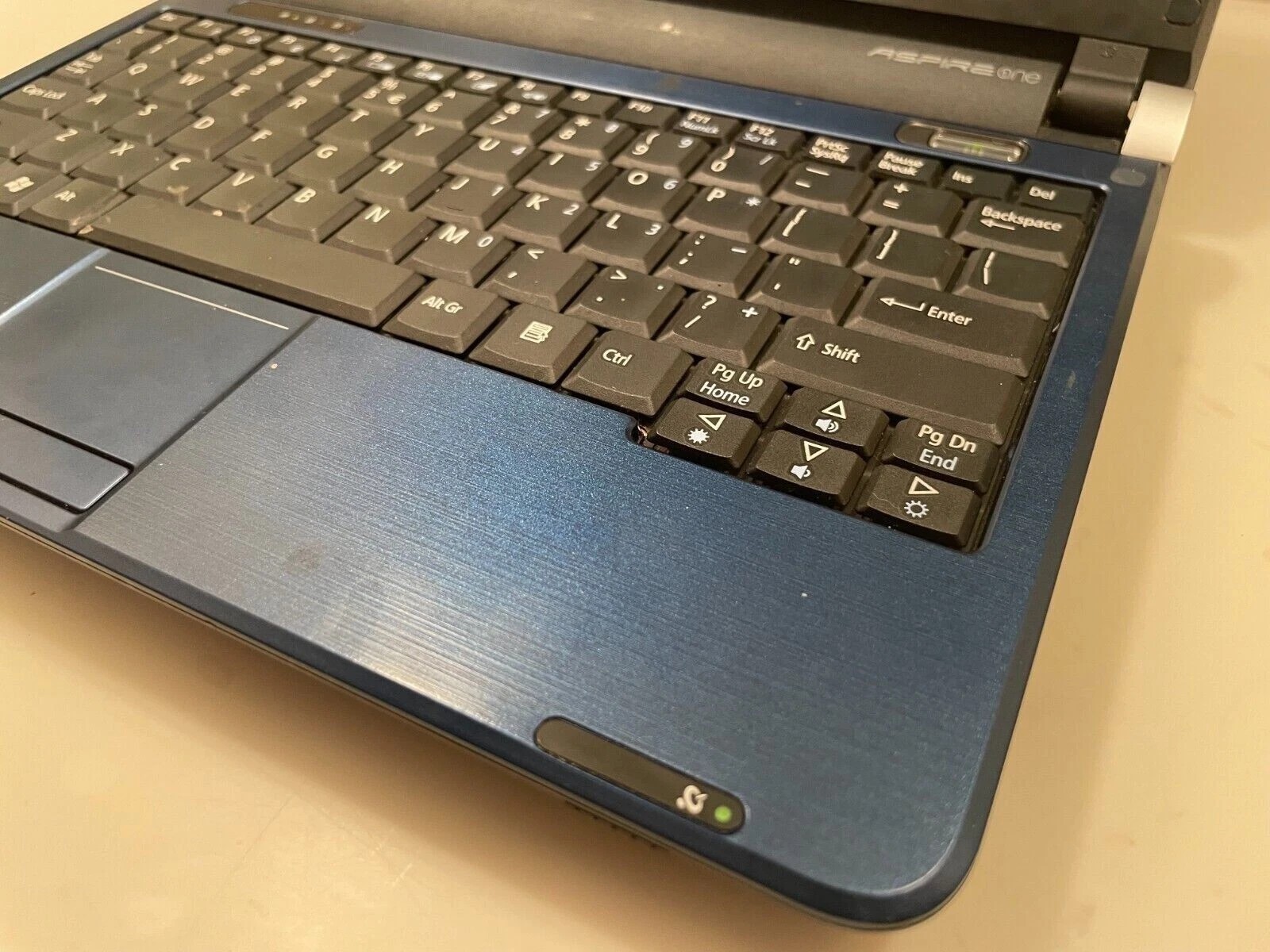 Acer Aspire One KAV10 Netbook Laptop Atom 1GB RAM 160GB HDD Windows 10 Pro 10.1″