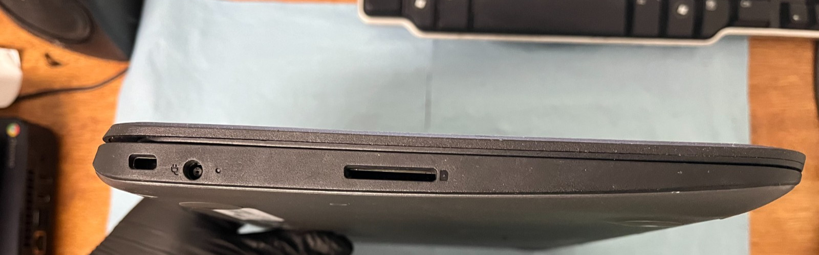 HP 11 G4 11.6″ Chromebook Intel 2.16 GHz 4GB RAM 16GB (GREY) Charger included