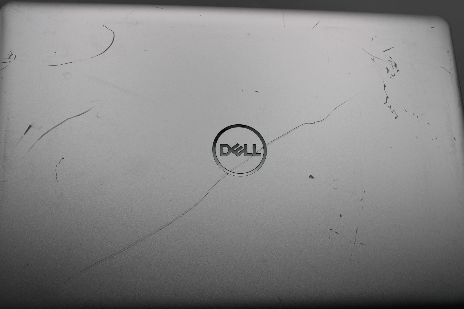 Dell Inspiron 5775 _ Ryzen 5-2500U _ 16GB RAM _ 256GB SSD _ No OS _ w/ AC