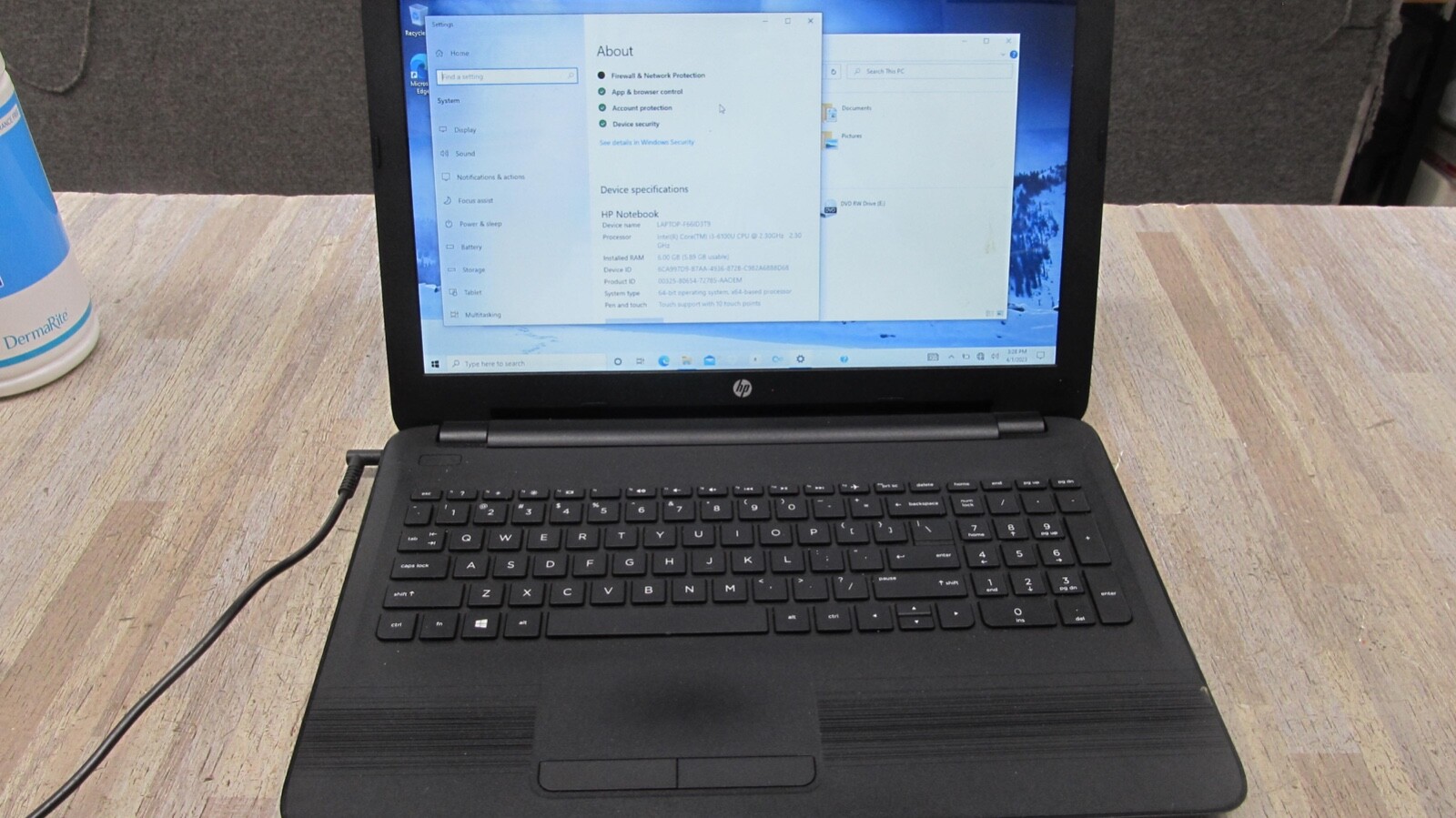 HP 15.6″ Laptop Intel i3-6100U 2.3Ghz, 4GB RAM, 1TB HDD, Touchscreen FREE SHIPP