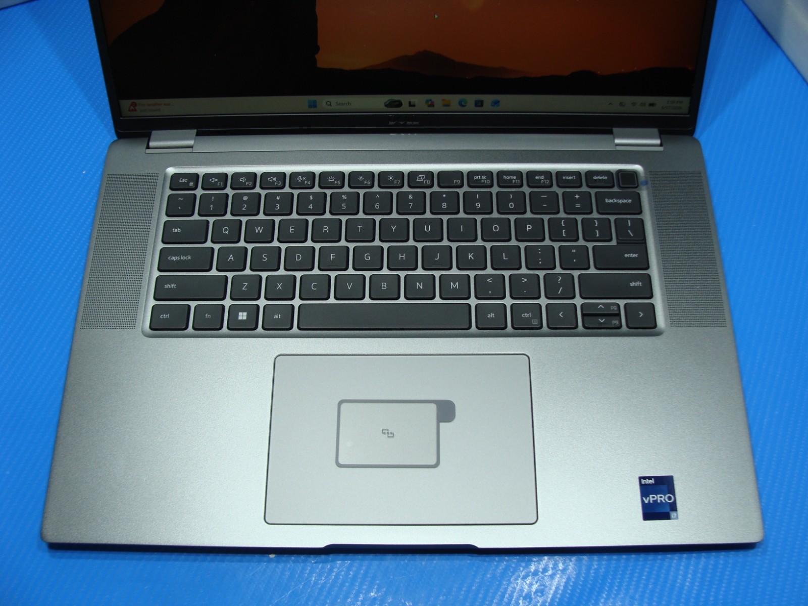 Dell Latitude 7640 16″ WUXGA vPro i7-1365U 1.8GHz 32GB 512GB SSD WRNTY-10/26 +PA