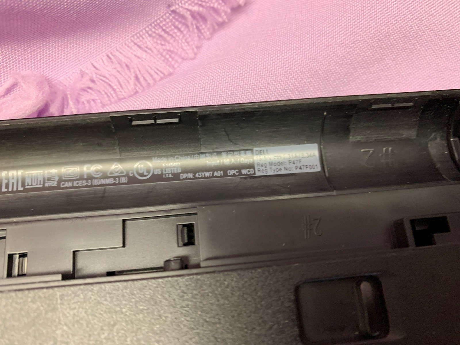 Dell Inspiron 15 P47F 15.6″ Laptop. Read Description