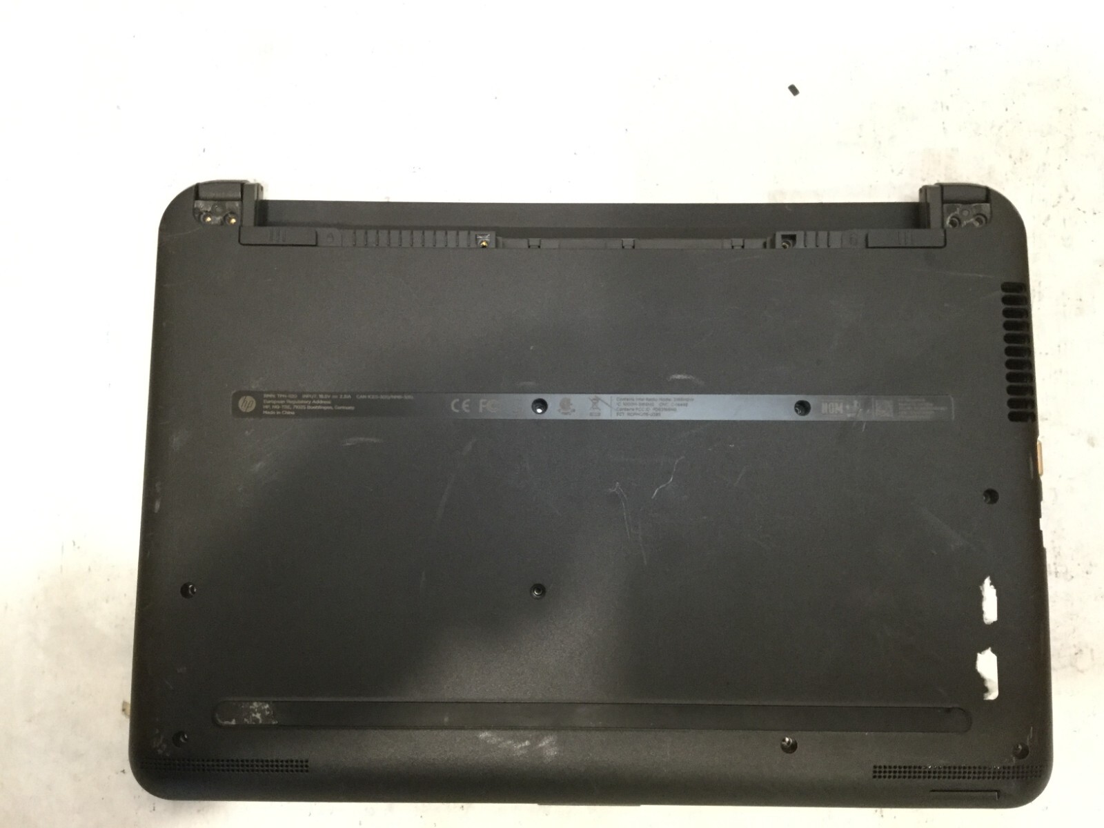 HP 14-an013nr / UNKNOWN SPECIFICATIONS / (RECEIVES POWER/MISSING PARTS!) -MR