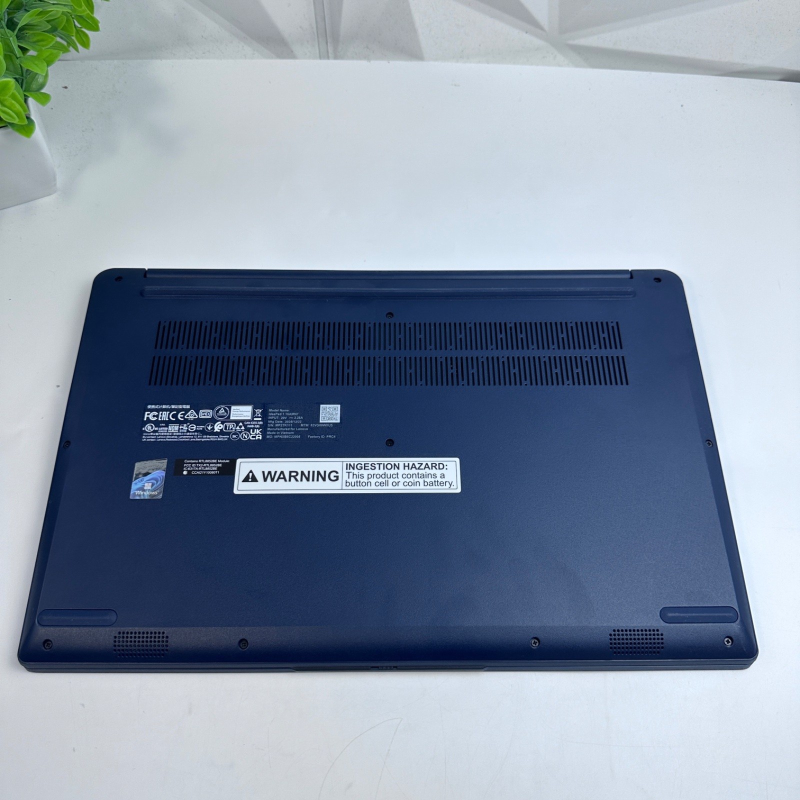 Lenovo IdeaPad 1 15 Laptop, 15.6″ FHD, Ryzen 5 7520U, 8GB, 256GB SSD