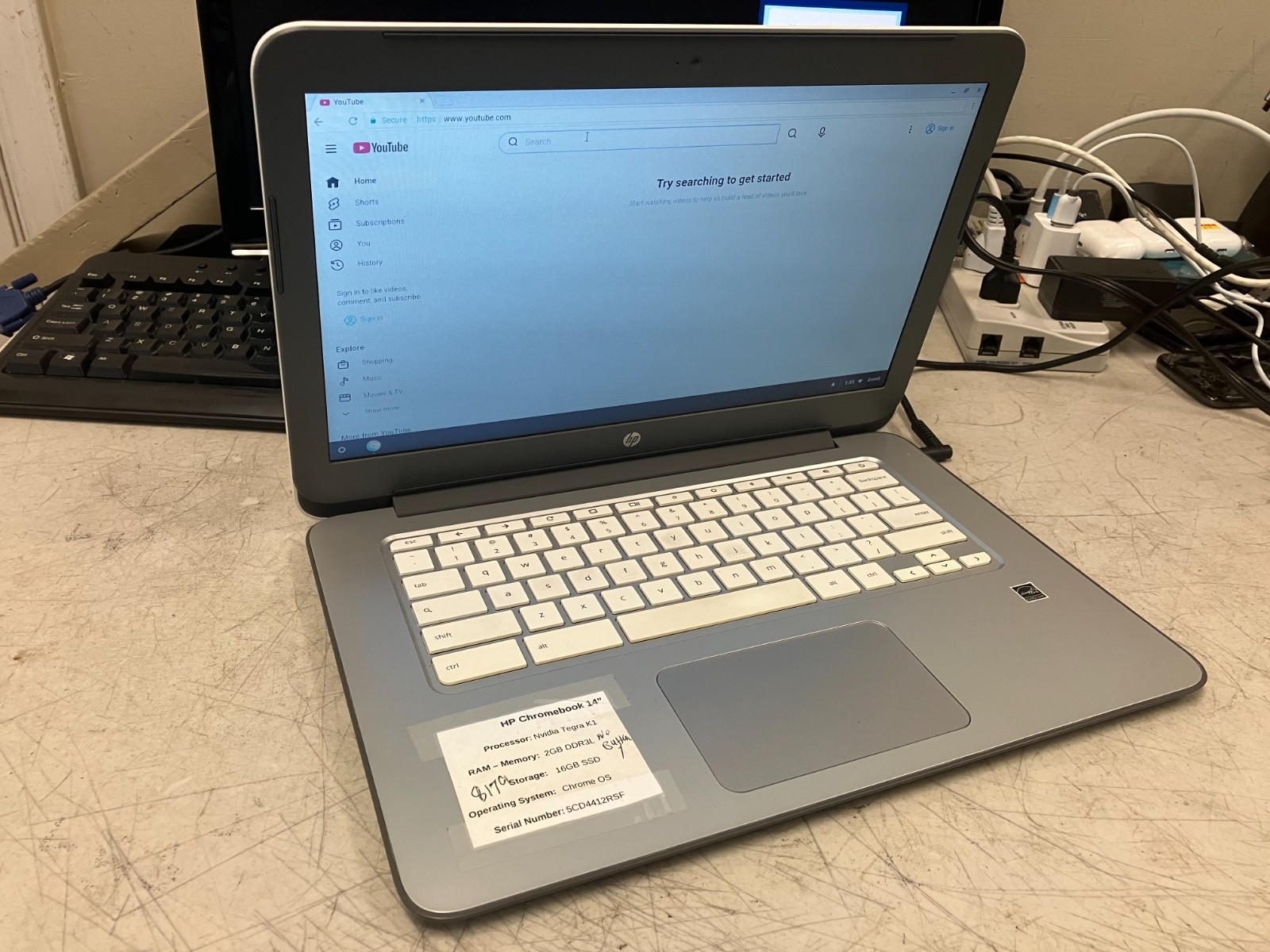 HP Chromebook 14-X013DX 14″ 4GB RAM – FOR PARTS AS IS