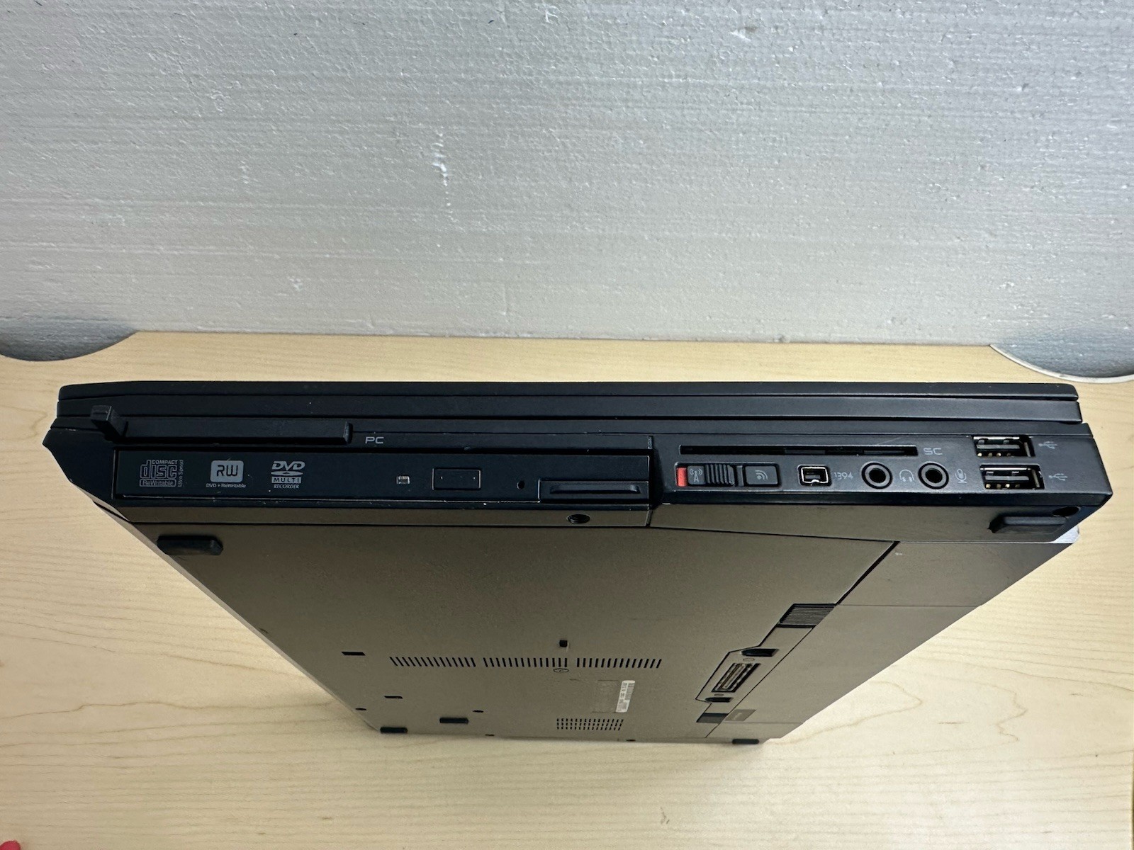 Dell Latitude E6500 Intel Centruino 15.4″ Laptop**For Parts/Repair**