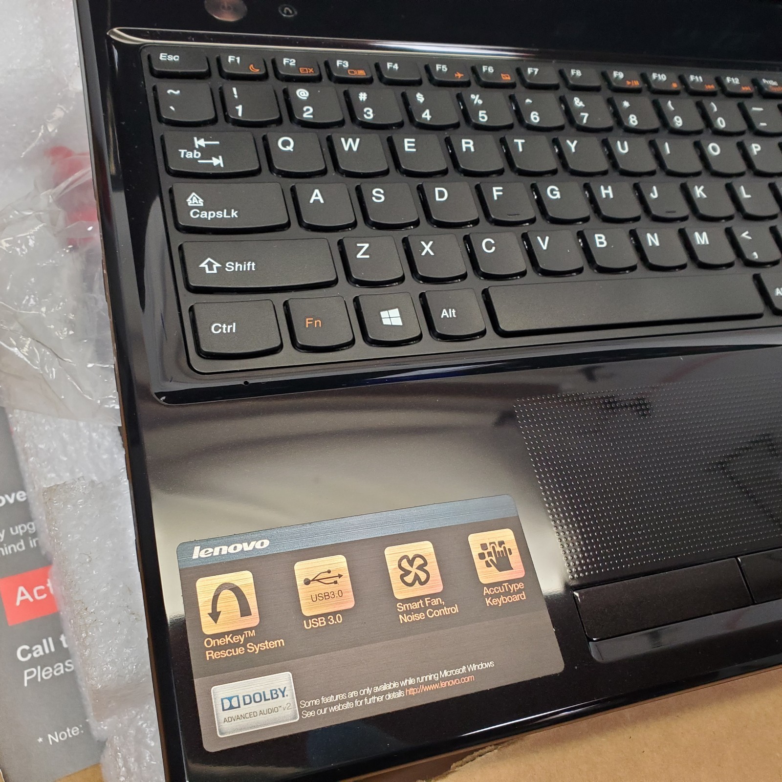Lenovo G585 15.6″ Laptop AMD E1 4GB RAM 250GB HDD PSU Mouse Box Parts Repair