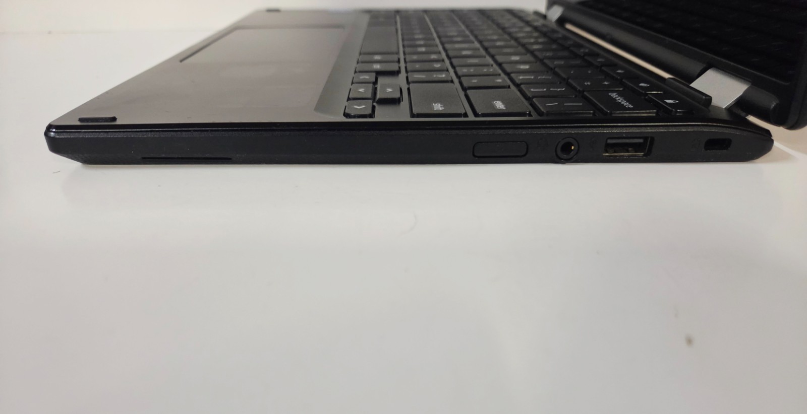 Acer C738T Chromebook 2-in-1 Touch Screen 360 Hinge 11.6″ inch. 4GB 16GB SSD