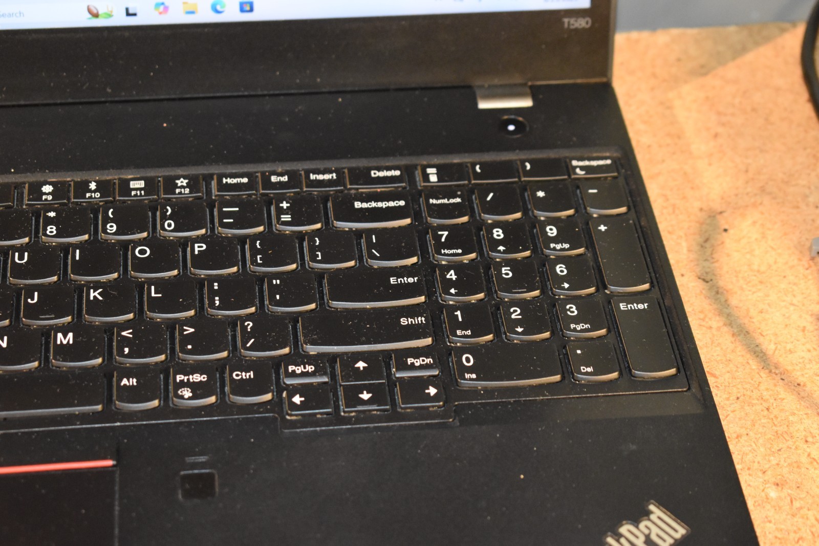 Lenovo ThinkPad T580 15.6″ Quad Core i7-8650U 16GB RAM 512GB SSD Windows 11 Pro