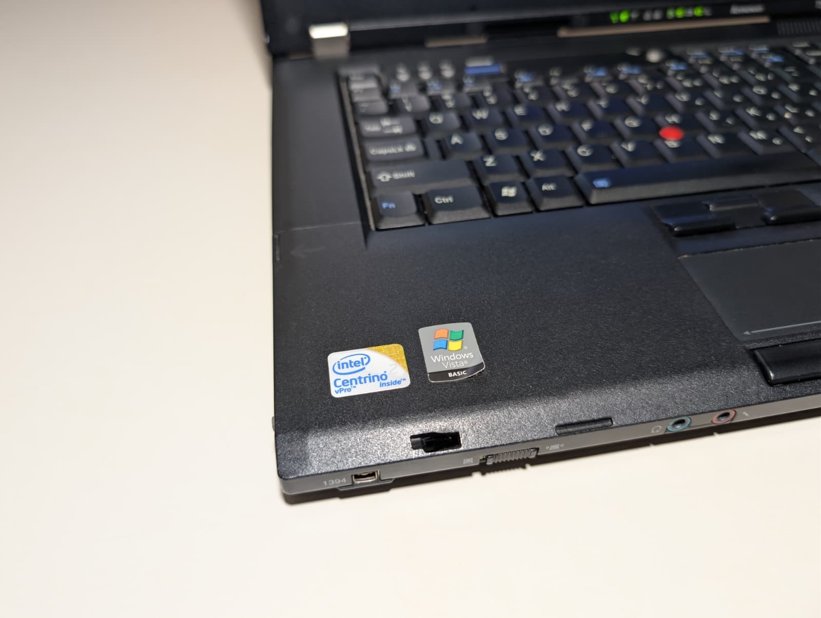 Lenovo ThinkPad T500 | C2D P8400 3GB RAM 320GB HDD | DVD AMD Win 7 Pro 32-Bit