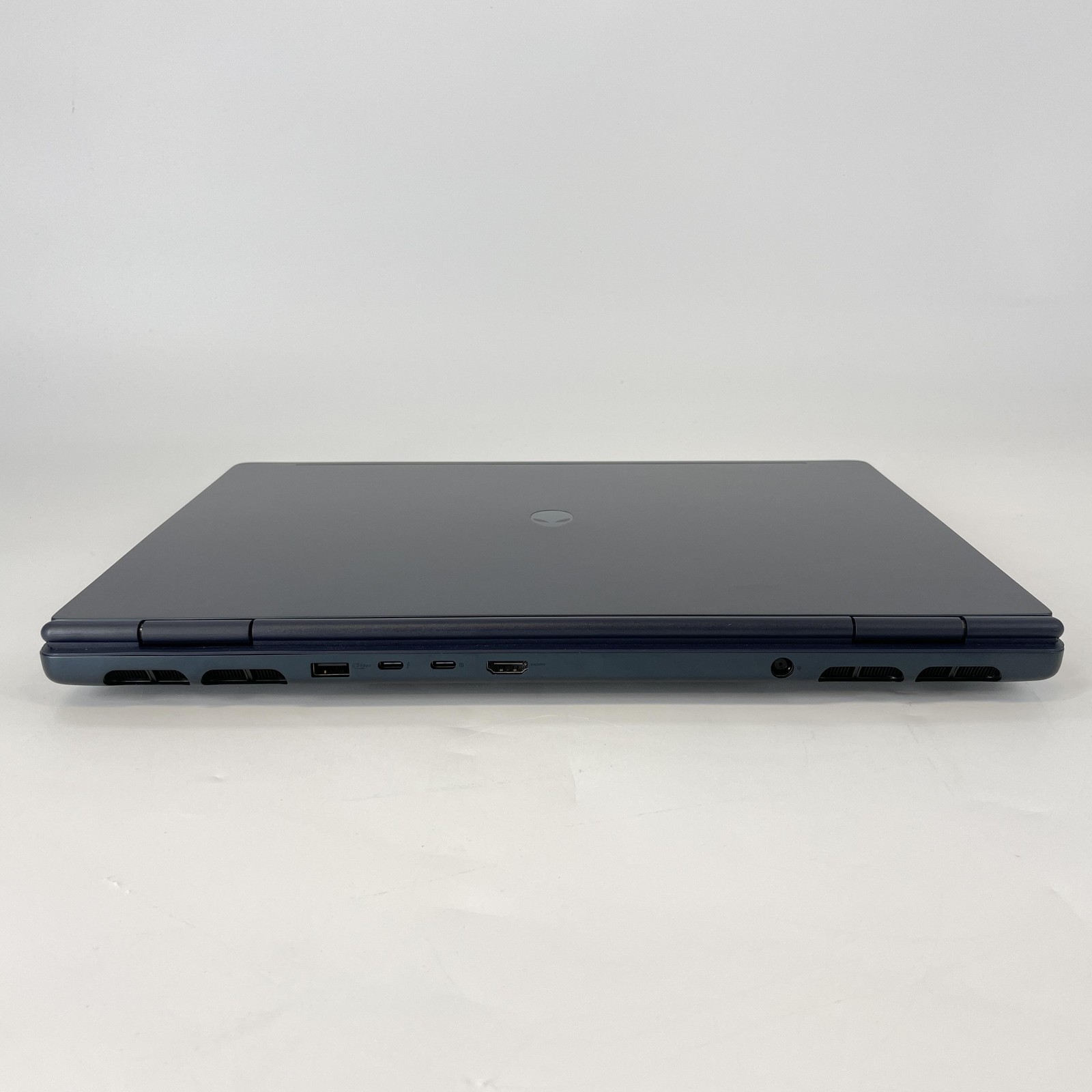 Dell Alienware 16X Aurora 240Hz QHD+ 2.7 GHz Ultra 9 275HX 32GB 1TB SSD RTX 5060