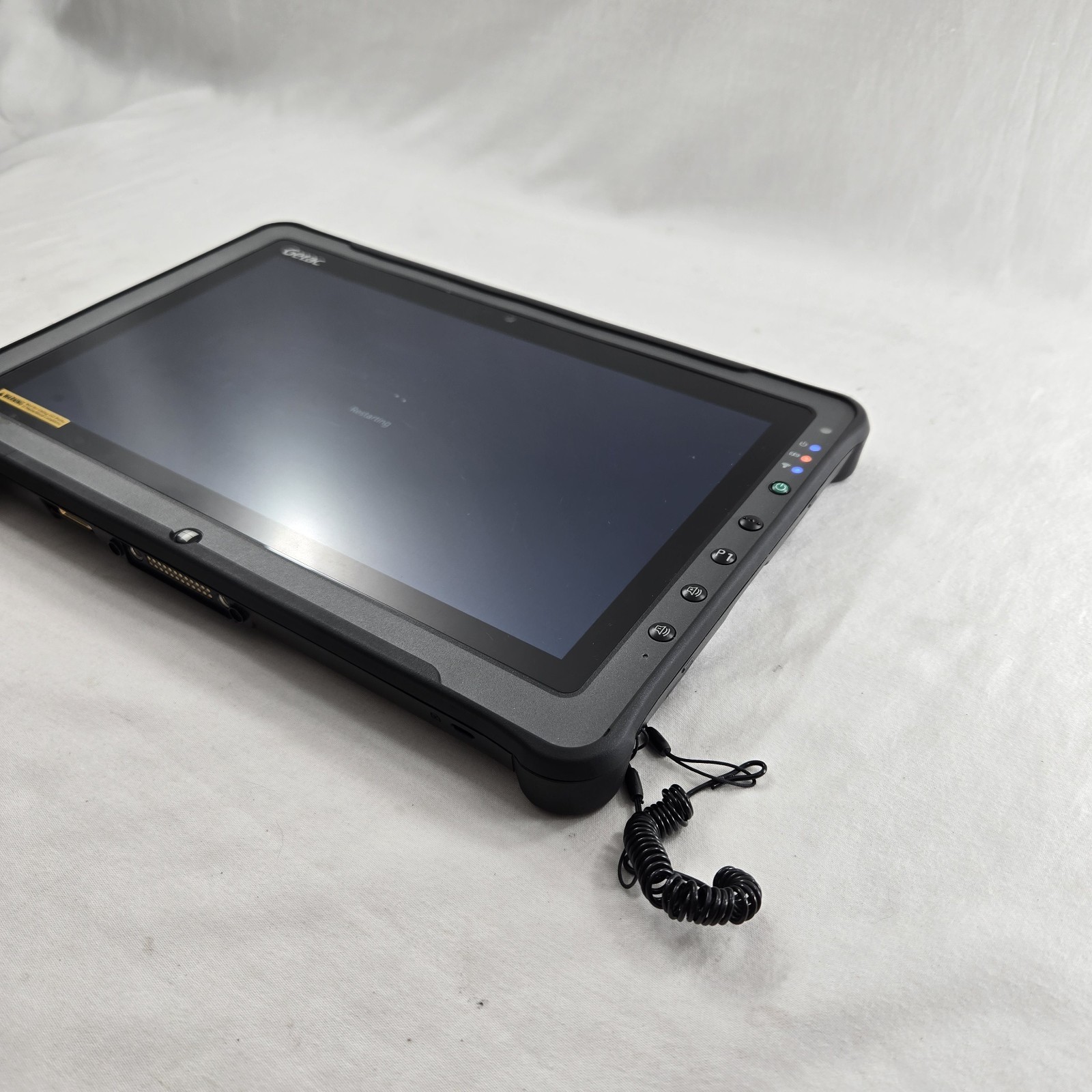 GETAC F110 G3 Rugged Tablet i7-6600U 2.60GHz 256GB SSD 8GB Ram Win10P – Grade A-