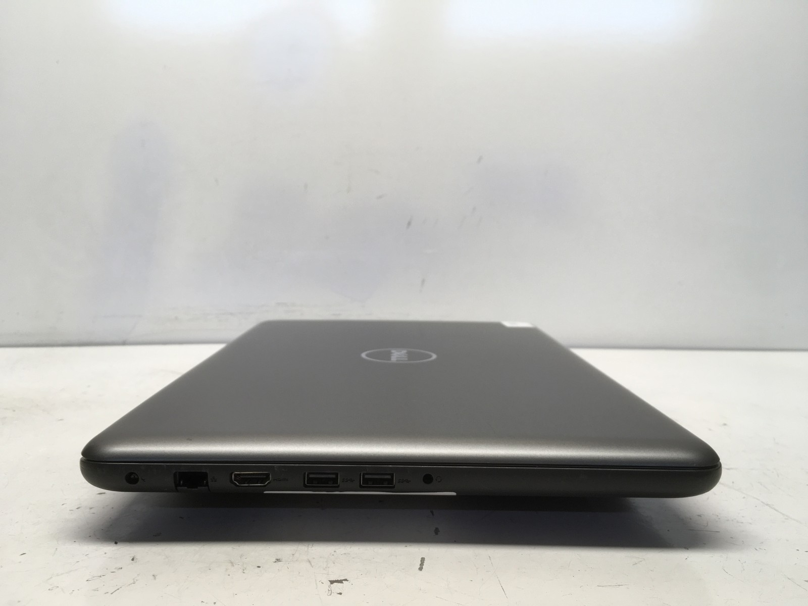 Dell Inspiron 5567 Intel i7-7500U 2.7GHz 8 GB NO HDD No Batt