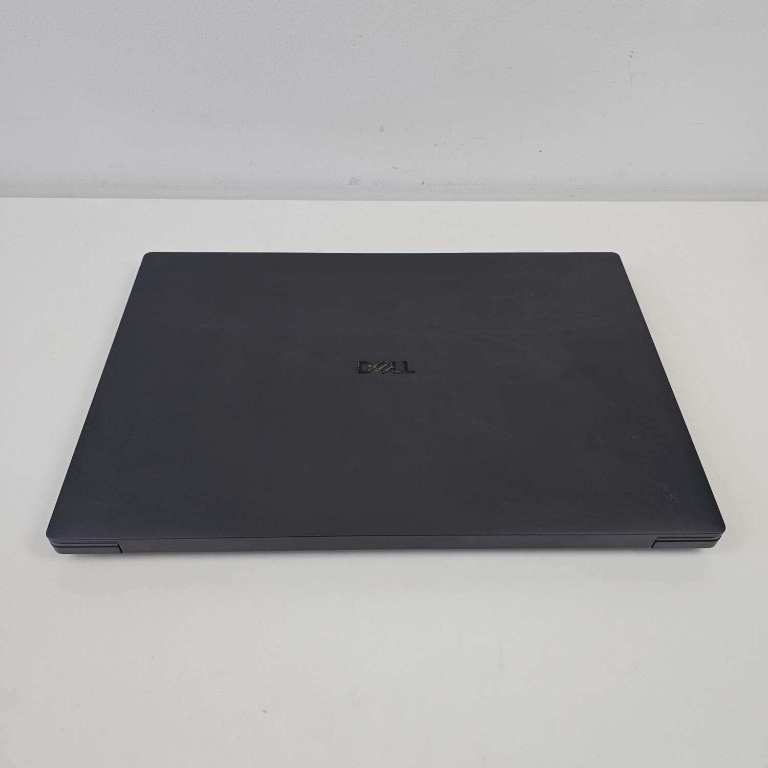 Dell Pro Max 16 Premium MA16250 16″ Core Ultra 7 265H 2.2GHz 32GB RAM 1TB SSD