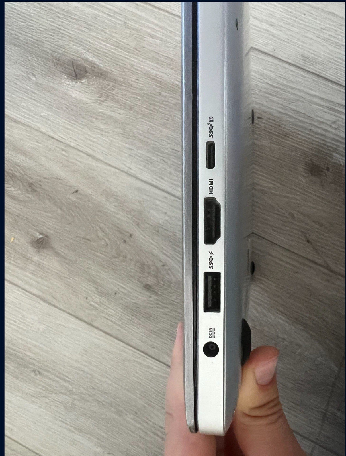 Selling a used ASUS ZenBook Pro UX501VW laptop in working condition