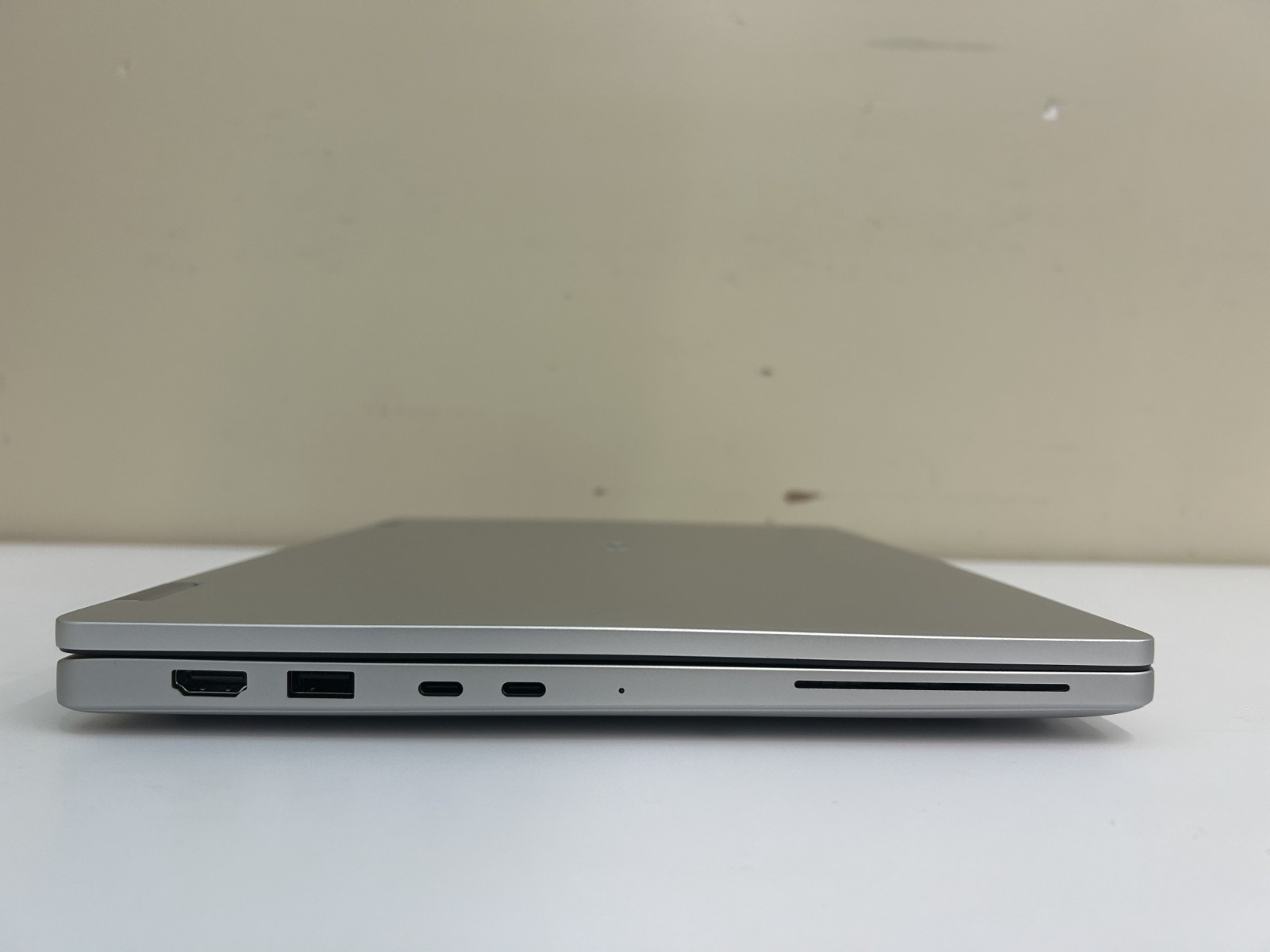 LAPTOP DELL Pro 14 Plus 2-in-1 PB14250 Touchscreen Ultra 5 235U 32GB RAM 512GB