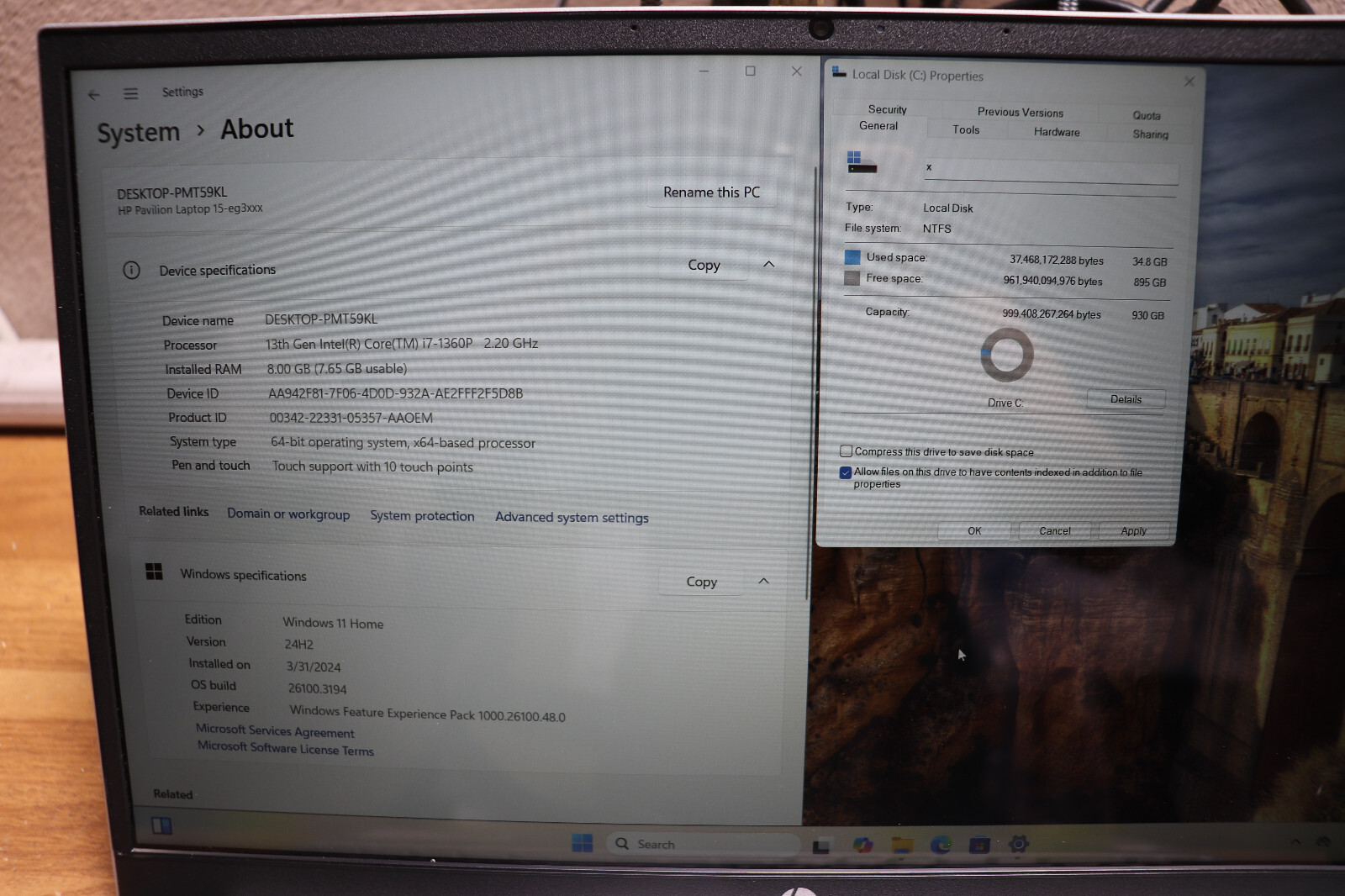 HP Pavilion 15 15.6″ FHD Touch screen i7 1360p 8GB Ram 1TB SSD Win 11