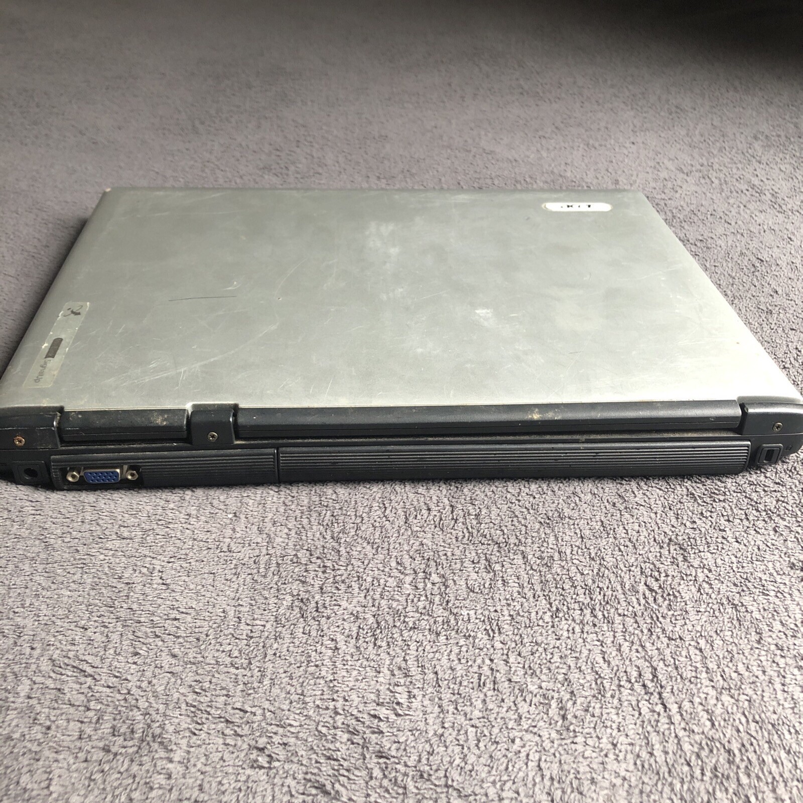 Acer Aspire 3000 3004WLCi Laptop AMD Sempron 512MB RAM+60GB HDD – NEEDS WORK