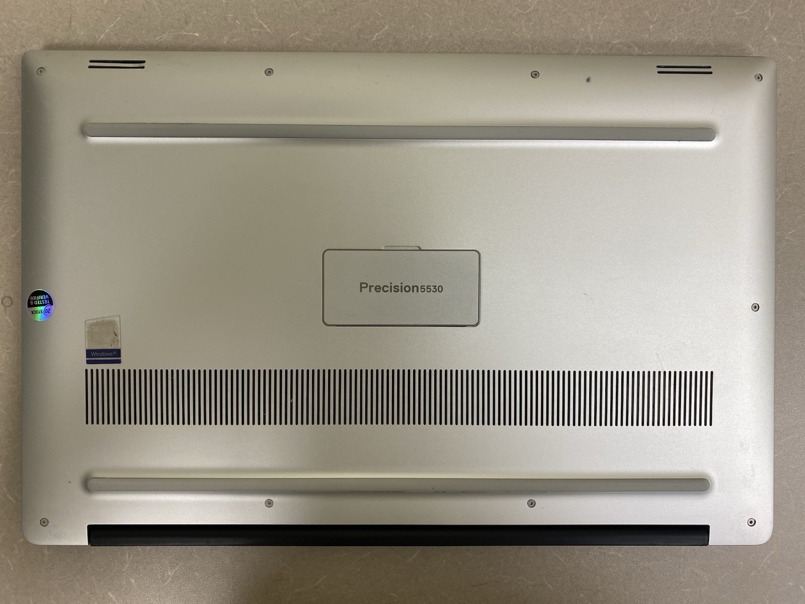 Dell Precision 5530, 15 inch (i7-8850H, 32 GB RAM, 512 GB SSD) Quadro P2000 4GB