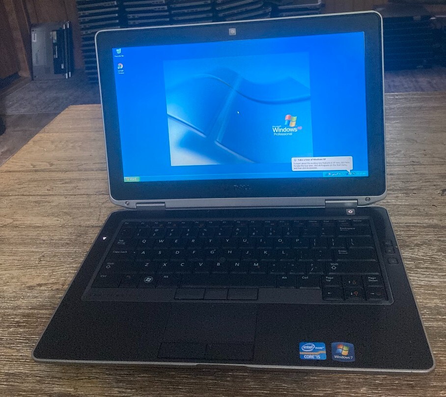 14.1″ Dell E5400 Laptop Vintage Windows XP 32 Bit Intel 2.2ghz 2gb 160gb DVD
