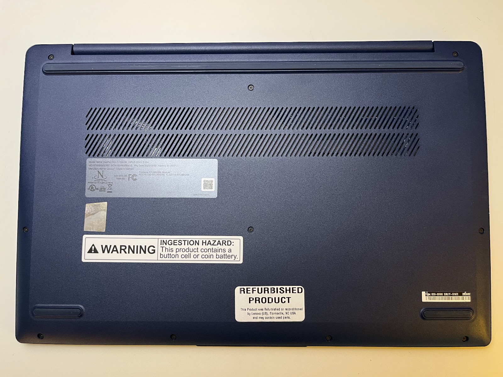 Used Lenovo IdeaPad Slim 3 15.6 Core i3 8GB 256GB Windows 11 Warranty
