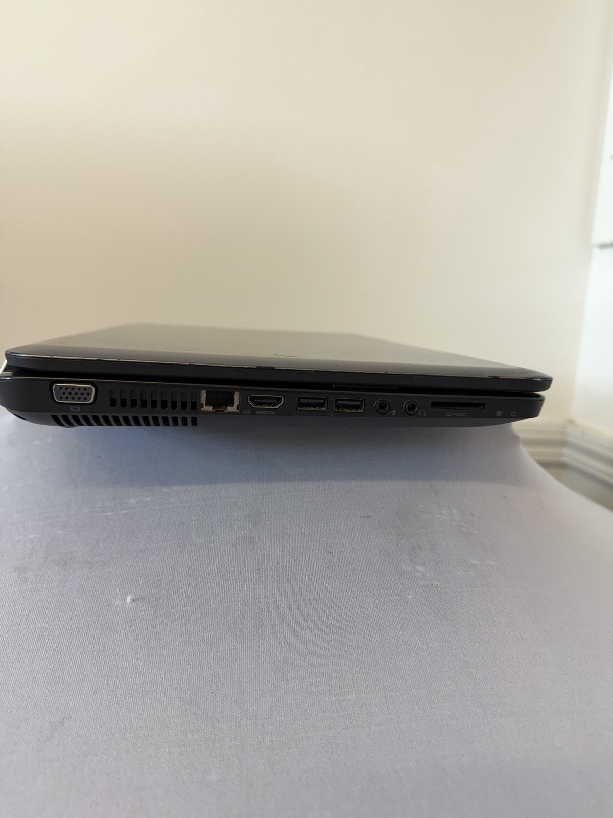 HP Pavilion g6-1c79nr Laptop – Good Screen – Intel i3-2330M – Read Des
