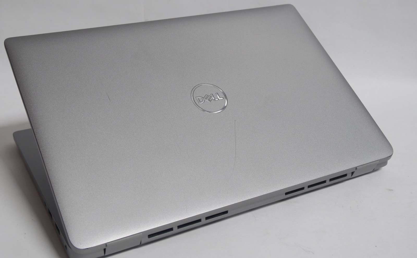 Dell Latitude 5440 FHD Touchscreen 13th Gen Intel Iris Xe 24GB RAM 256GB Win 11