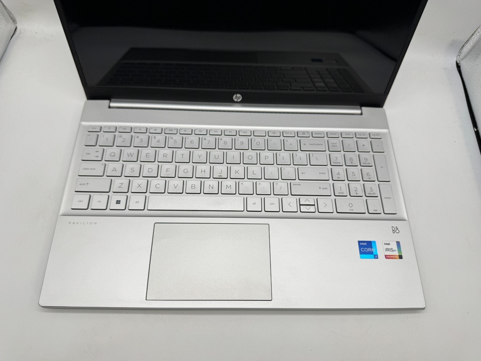 HP Pavilion 15-eg0025nr 15.6″ Laptop intel i7-1165G7 2.80GHz 16GB RAM 512GB SSD