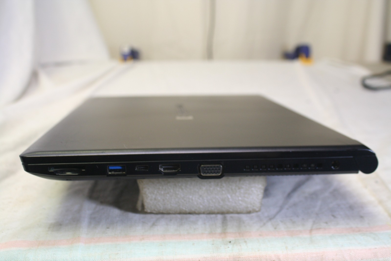 Dynabook Tecra A50-F,Core i7 8565U 1.80GHZ 15.6″ HD 8GB RAM ,256SSD,Read below