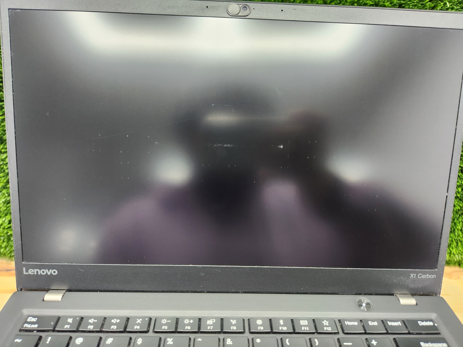 Lenovo ThinkPad X1 Carbon 5th Gen 14″ QHD i7-7500U 8GB 256GB SSD Windows 11 Pro~
