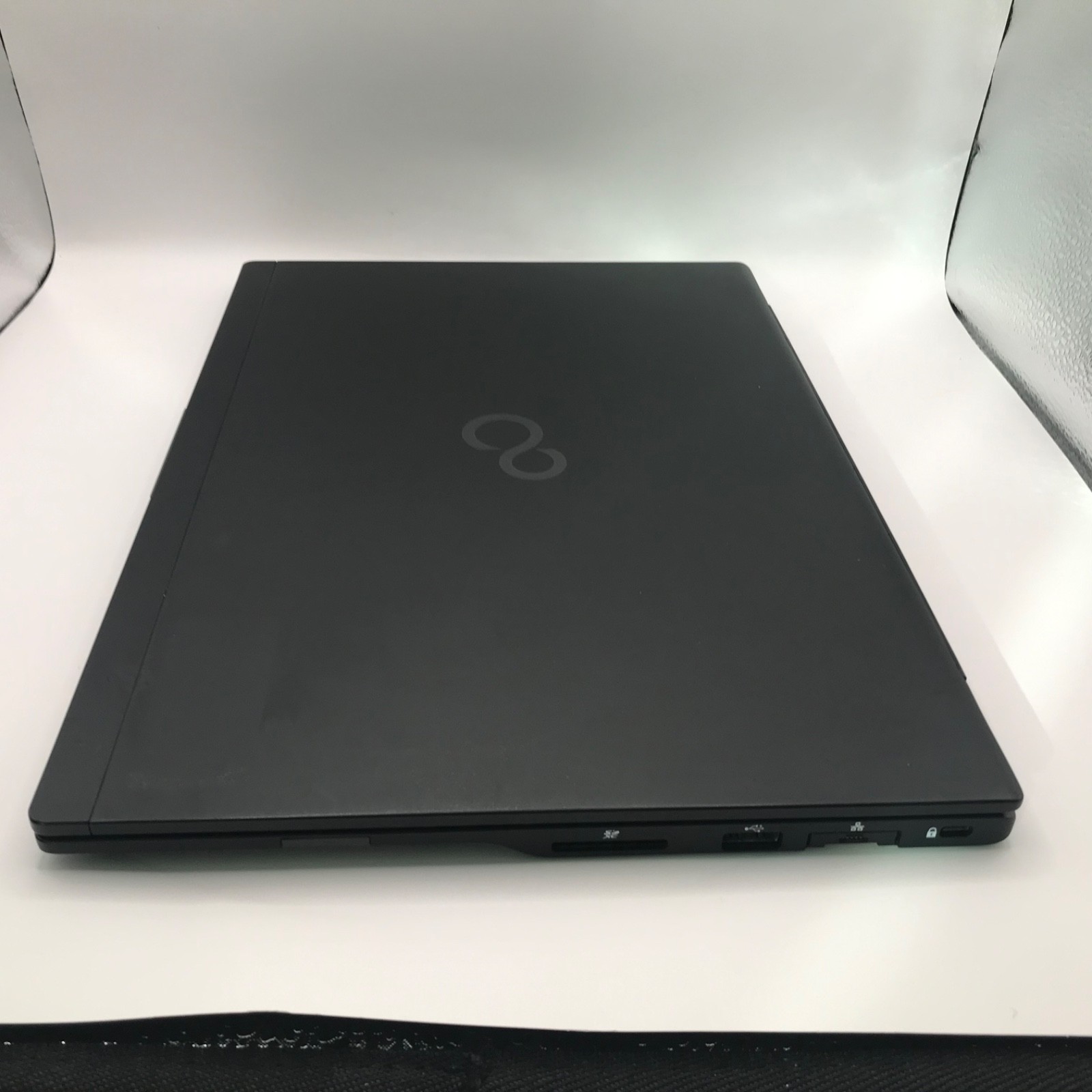 Fujitsu LIFEBOOK U939 Laptop PC Core i5 16GB RAM 256GB SSD Black Used