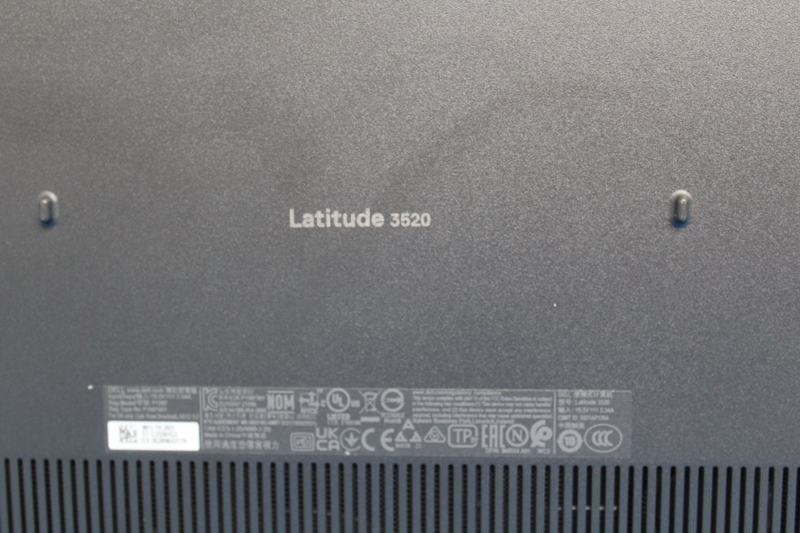 LOT-2 Dell Latitude 3520 15″ FHD i5-1135G7 16GB RAM 256GB NVMe NO Windows T9A13