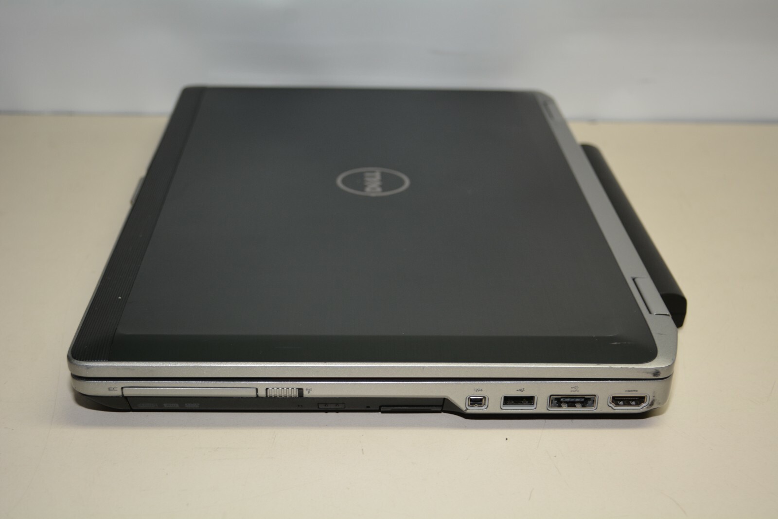 Dell Latitude E6520 Intel Core i7-2720QM @ 2.20GHZ 8GB Ram No HD #W105