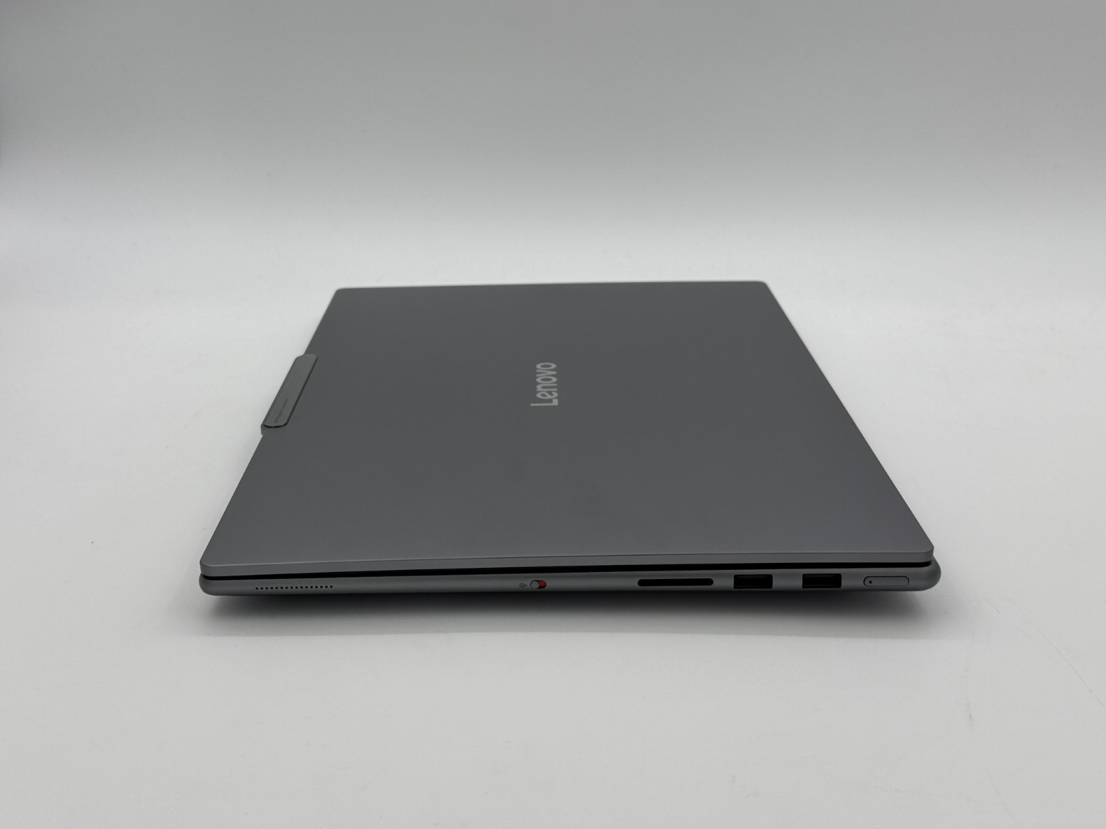 Lenovo Yoga Pro 9i 16″ 2.8K OLED Touch Ultra 9 285H RTX 5050 32GB 1TB Luna Grey