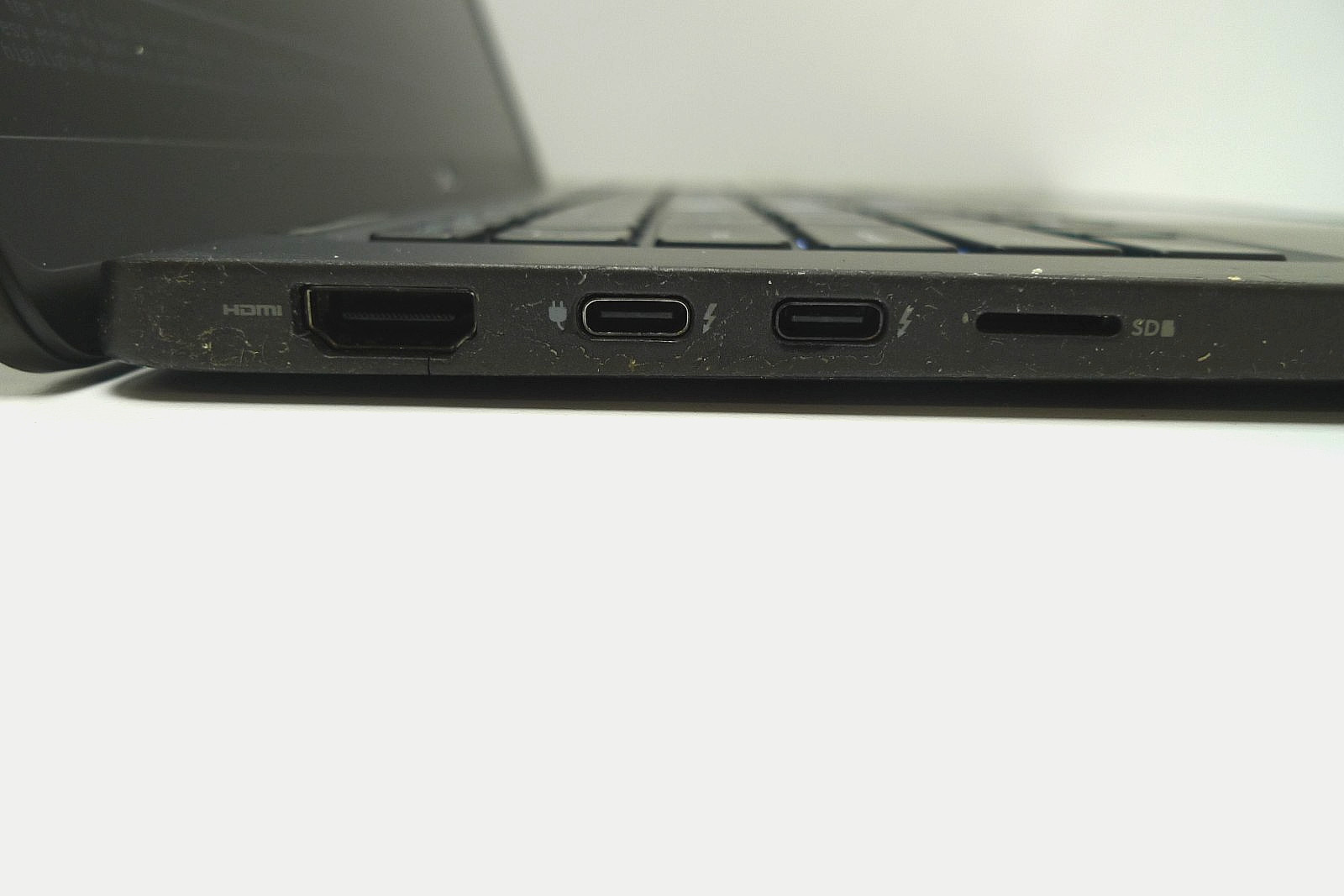 Dell Latitude 7410 | i5-10310U | 8GB RAM | 256GB NVMe | Linux | Key Wear | Read