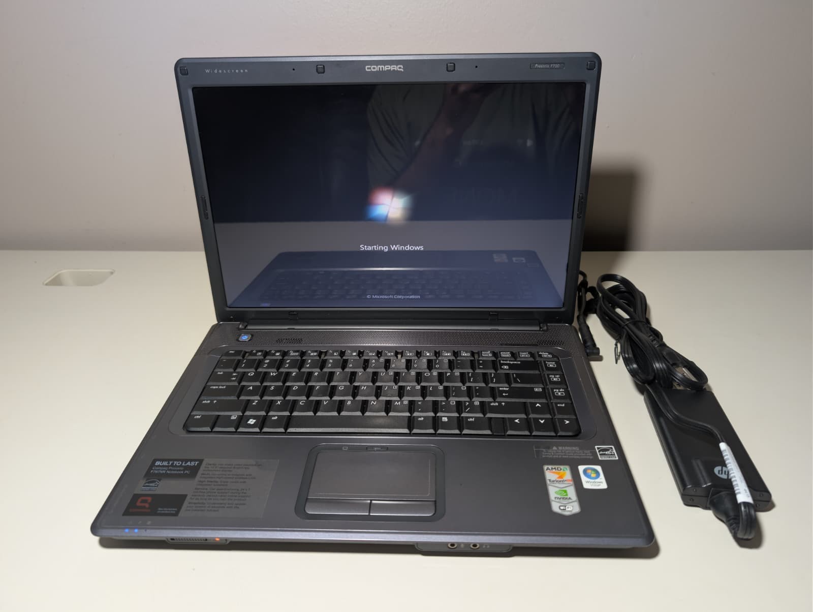 15″ HP Compaq Presario F700 | AMD X2 4GB RAM 128GB SSD | NVIDIA Win 7 Pro DVD+RW