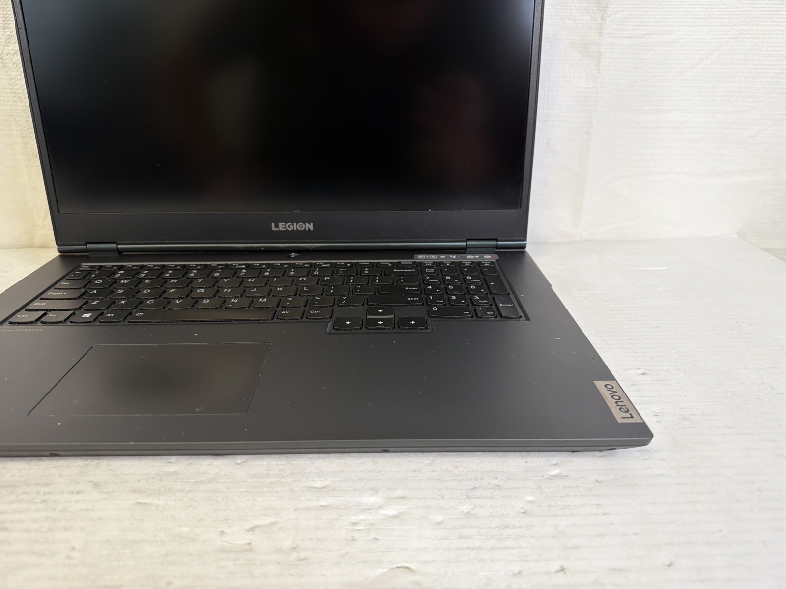 Lenovo Legion 5 17IMH05H 17″ i7-10750H 16GB RAM 256GB & 1TB GTX 1660 Ti – READ