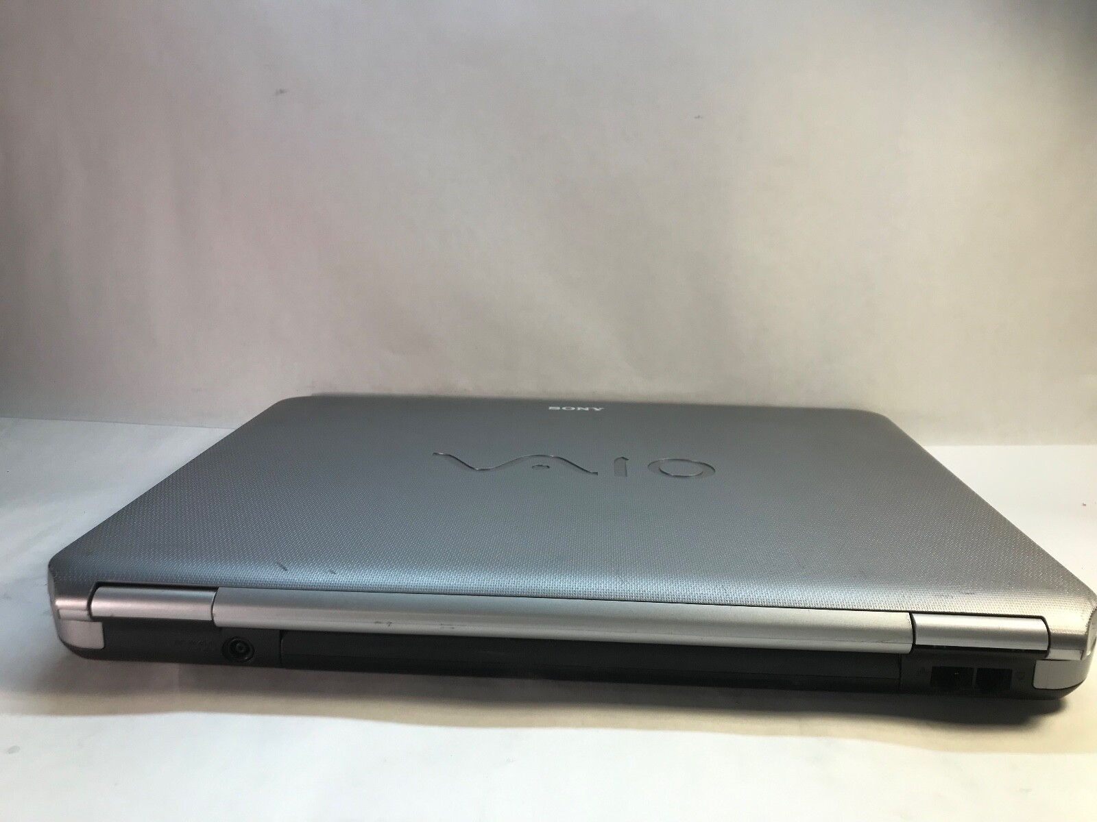Sony VAIO PCG-7Z1L NR Series 15″ Intel Centrino Duo 1Gb RAM-BOOTS TO BIOS -MZ