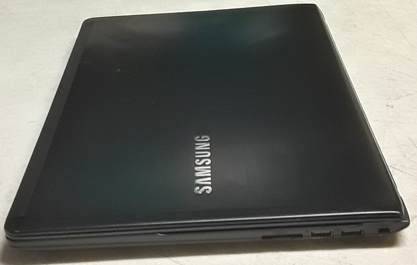 Samsung NP470 15.6″ 750GB HD Laptop Intel Core i5-3230M 8GB Win-10 Web Cam