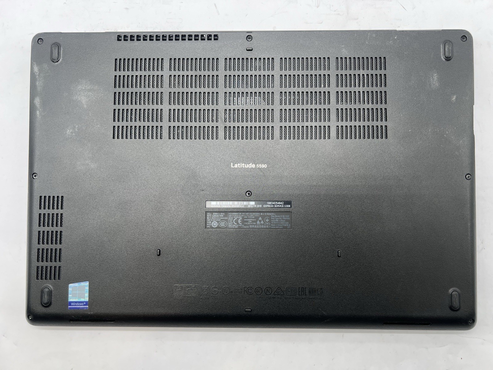 Dell Latitude 5590, i5-8350U CPU, @ 1.70GHz, 8GB RAM, 256GB SSD-No OS/Charger