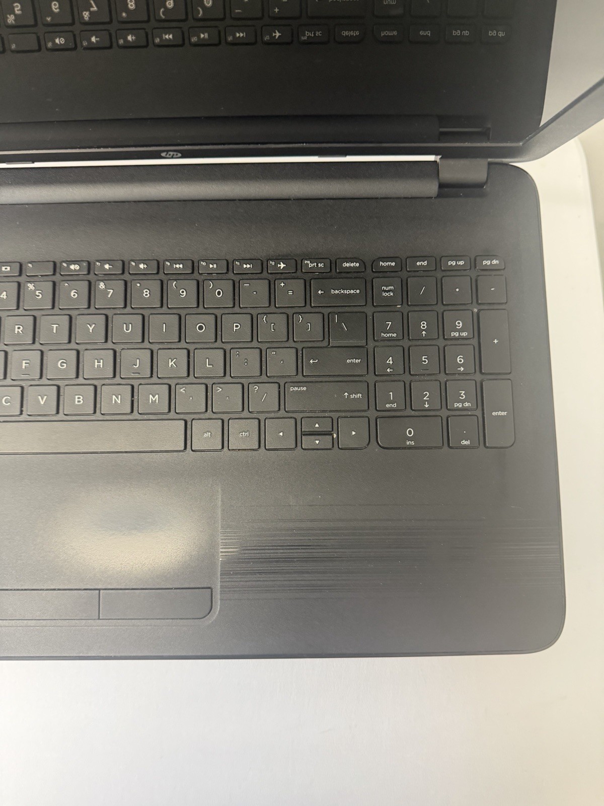 HP Notebook 15-ba009dx Laptop – Good Screen – AMD A6-7310 – Read Des