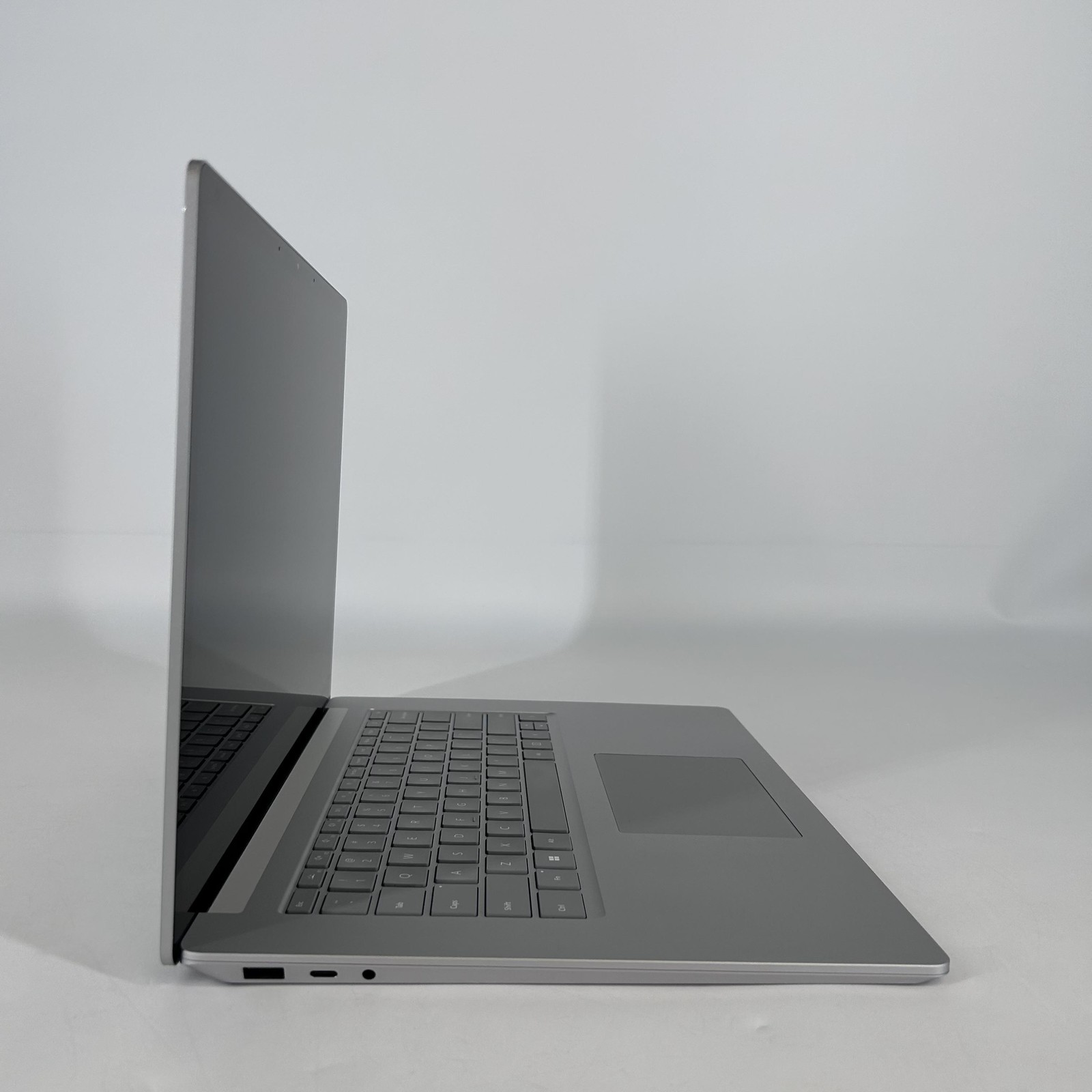 Microsoft Surface Laptop 4 15 QHD+ TOUCH i7-1185G7 3.00GHz 16GB 256GB Very Good