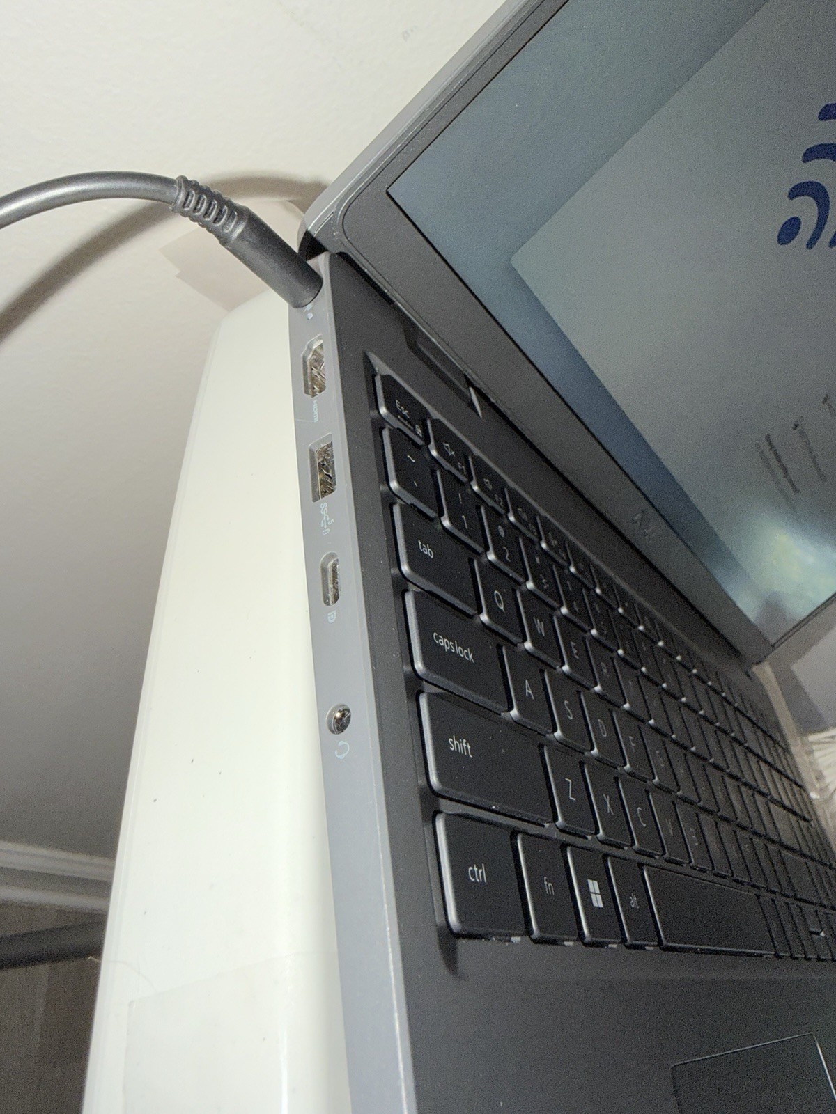 Dell Latitude 3540 15.6 HD, 256GB HD, 16GB RAM, i5, Windows 11 Pro