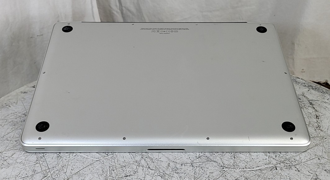 APPLE A1286 MacBook Pro 15″ (EARLY 2011) Core I7-2720QM 4GB 500GB SEE NOTES