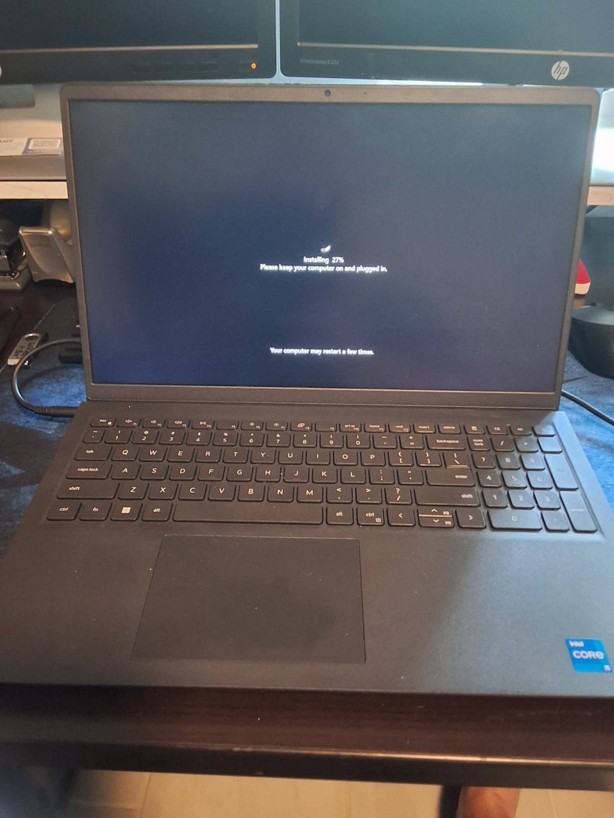 Dell Inspiron Notebook/Laptop Intel Core i5 Black Integrated Graphics
