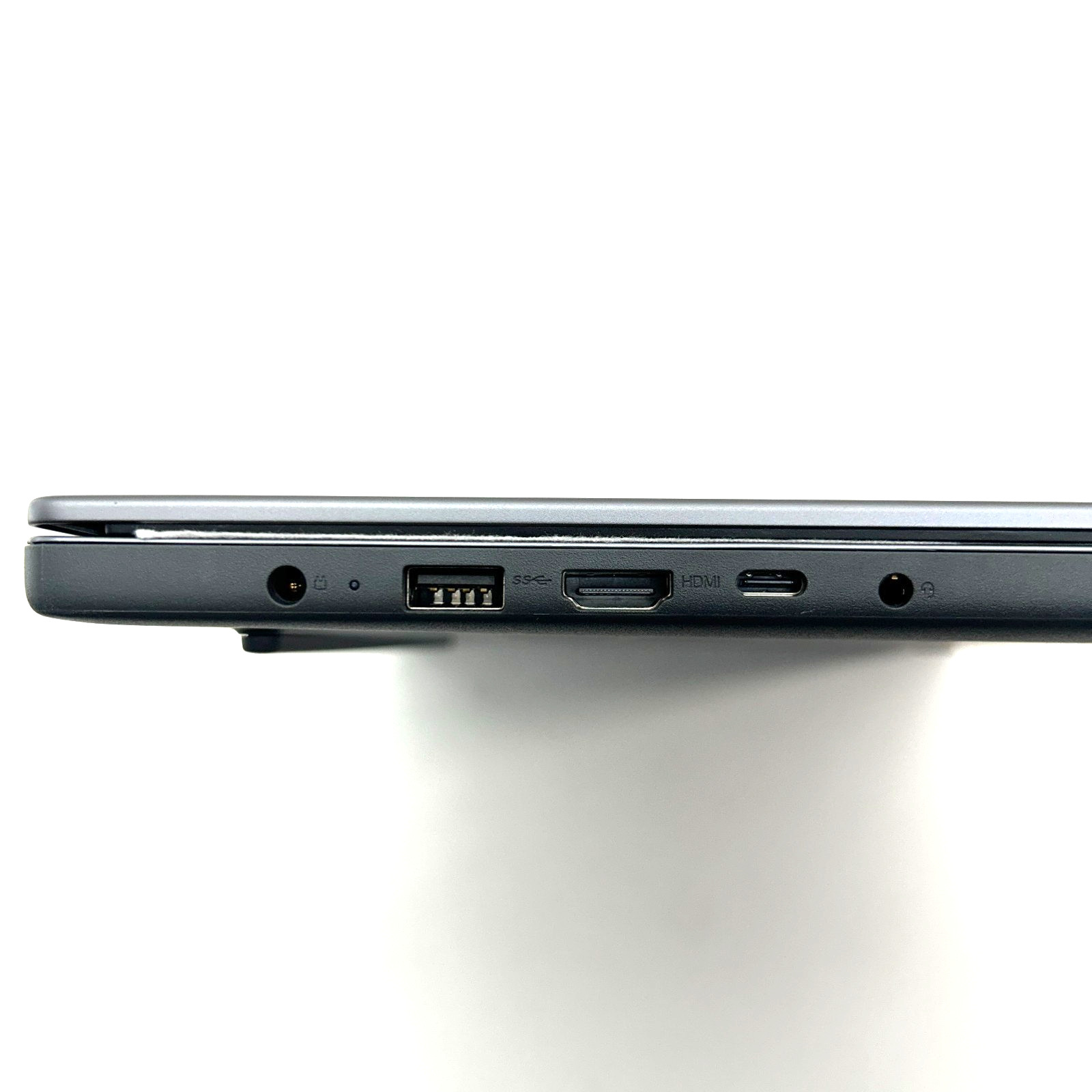 Lenovo IdeaPad Slim 3x 15Q8X10 Snapdragon X 16GB 1TB 15.3″ Laptop | EXCELLENT |